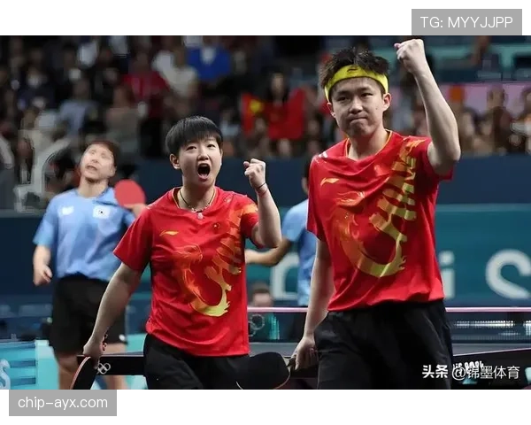 亚运会足球赛裁判判罚引争议，球迷热议执法表现引关注