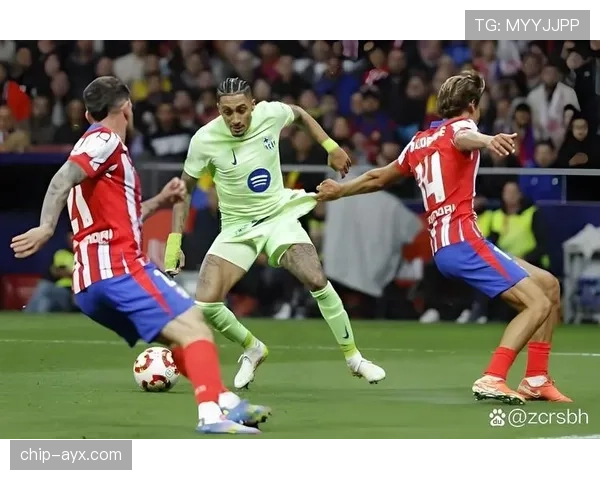 拉菲尼亚与罗德里戈:巴西队右边锋位置的实际竞争差距在哪?