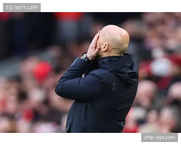 滕哈赫时代的曼联：混乱战术与青训危机，球队内部裂痕已难以弥合